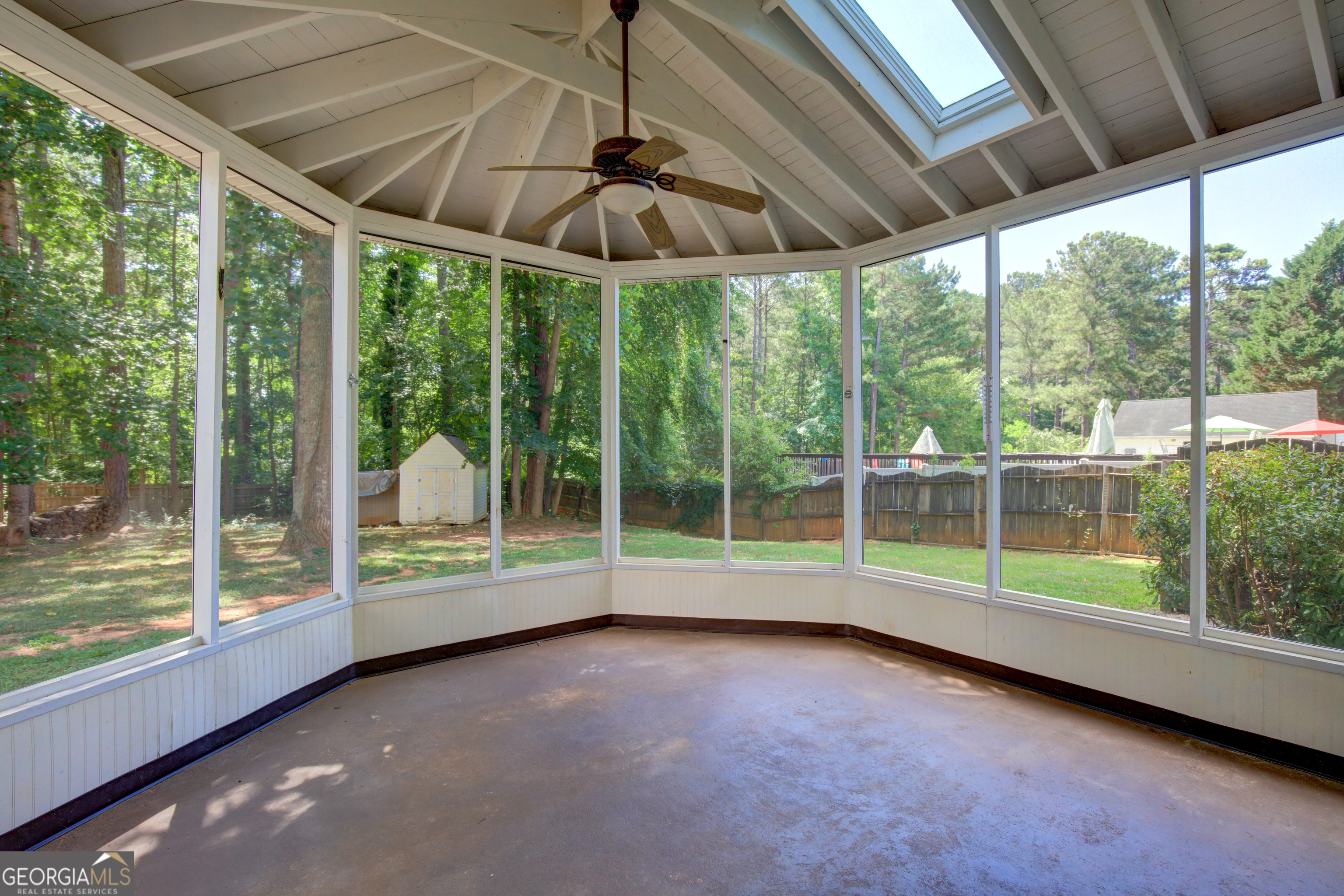 Photo 33 of 43 of 315 Lora Smith RD house