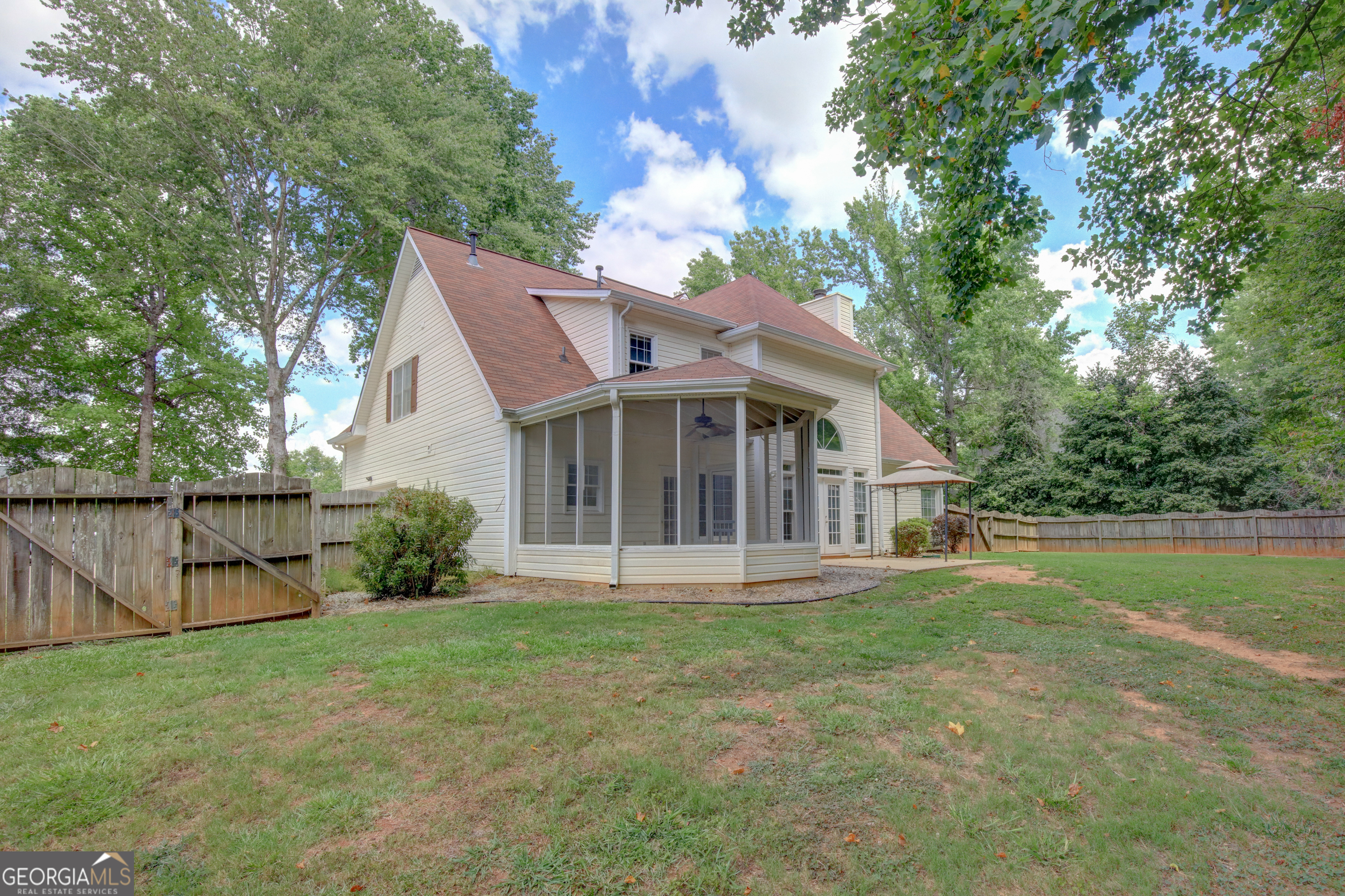Photo 35 of 43 of 315 Lora Smith RD house
