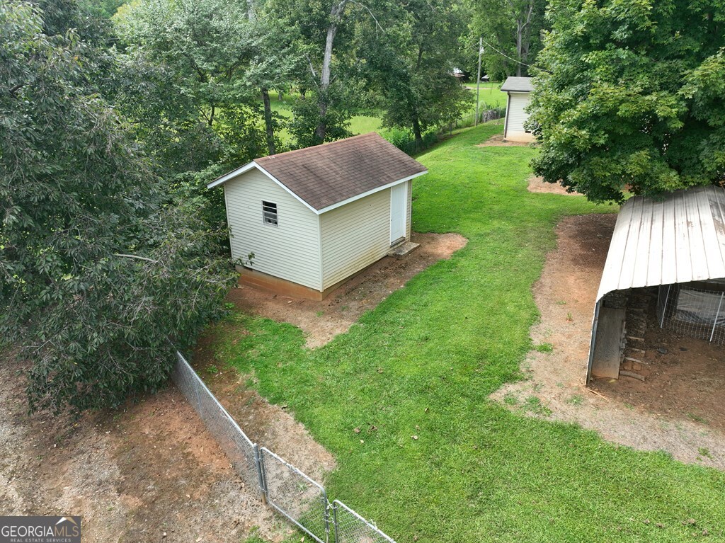 903 Village RD