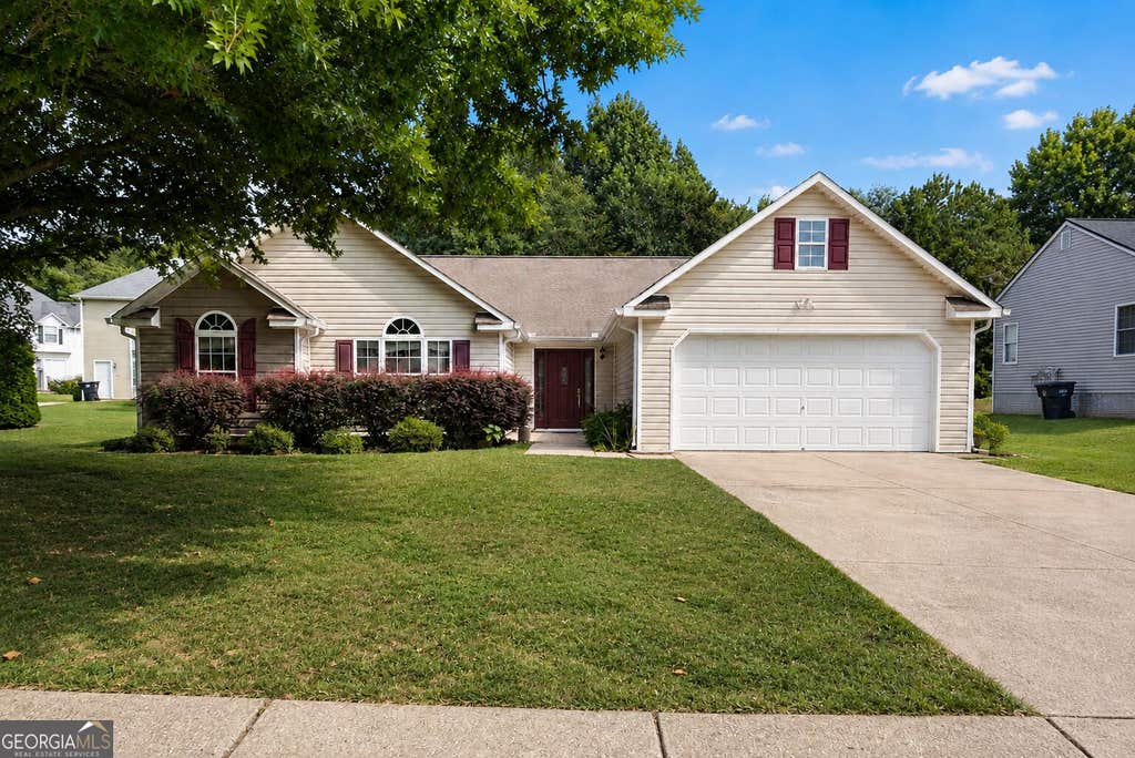 Photo of 6330 Queensdale Drive, Douglasville, GA 30135 (MLS # 10821763)