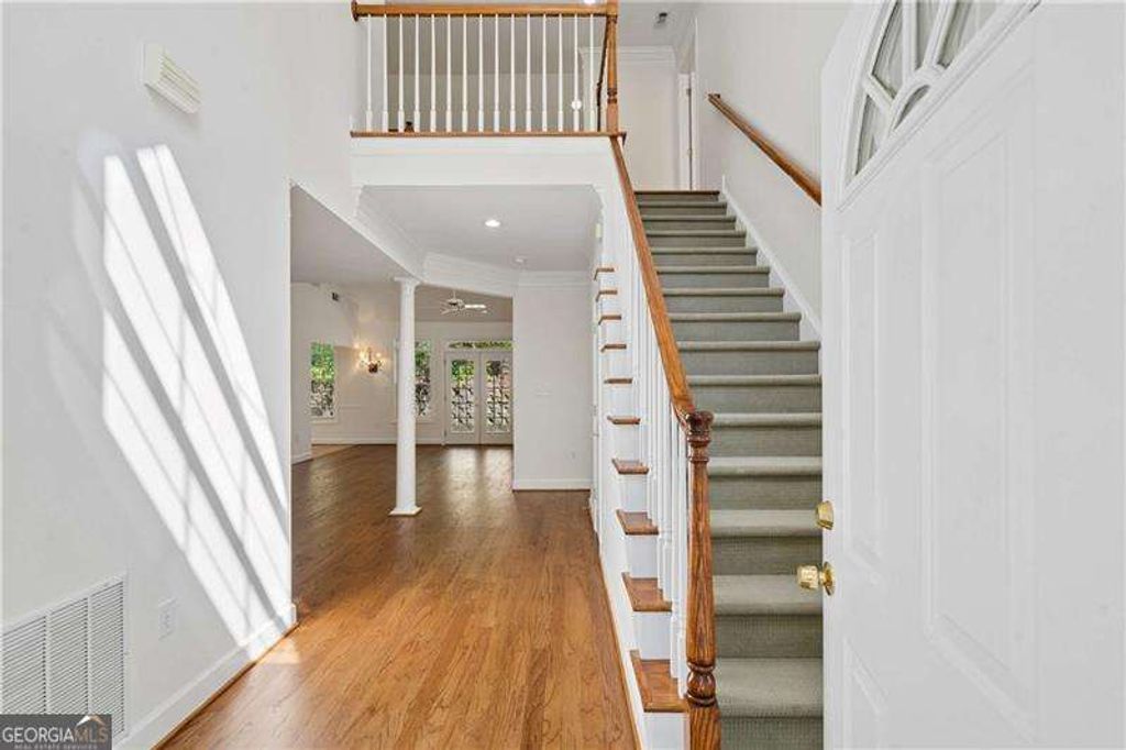 Photo of 4537 Wieuca Road NE, Atlanta, GA 30342 (MLS # 10739986)