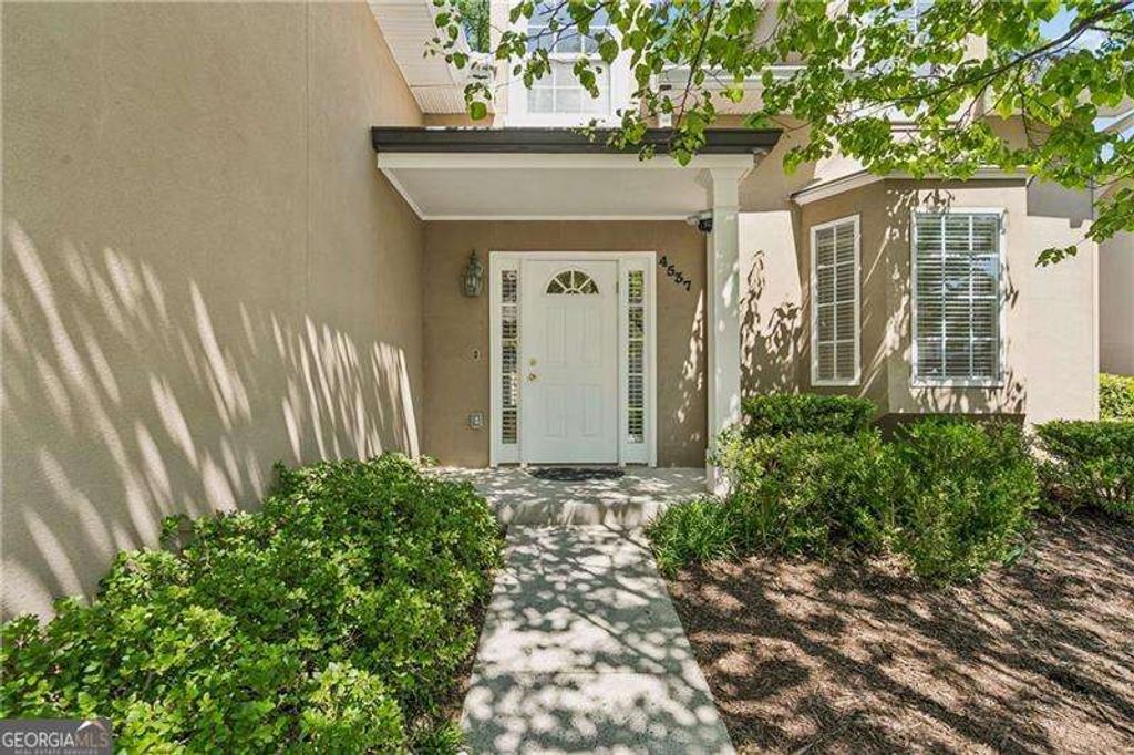 Photo of 4537 Wieuca Road NE, Atlanta, GA 30342 (MLS # 10739986)