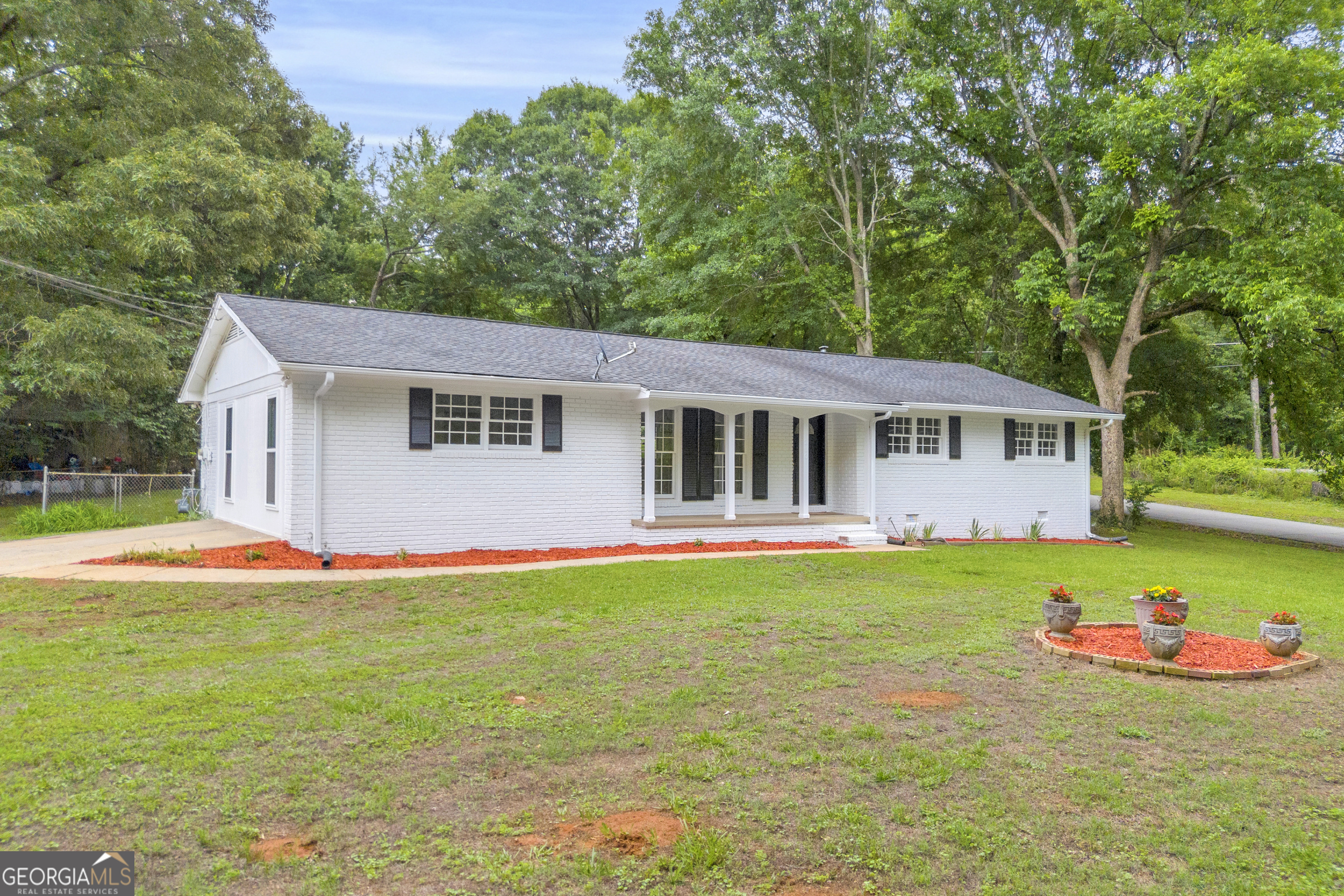 210 Edgewood DR