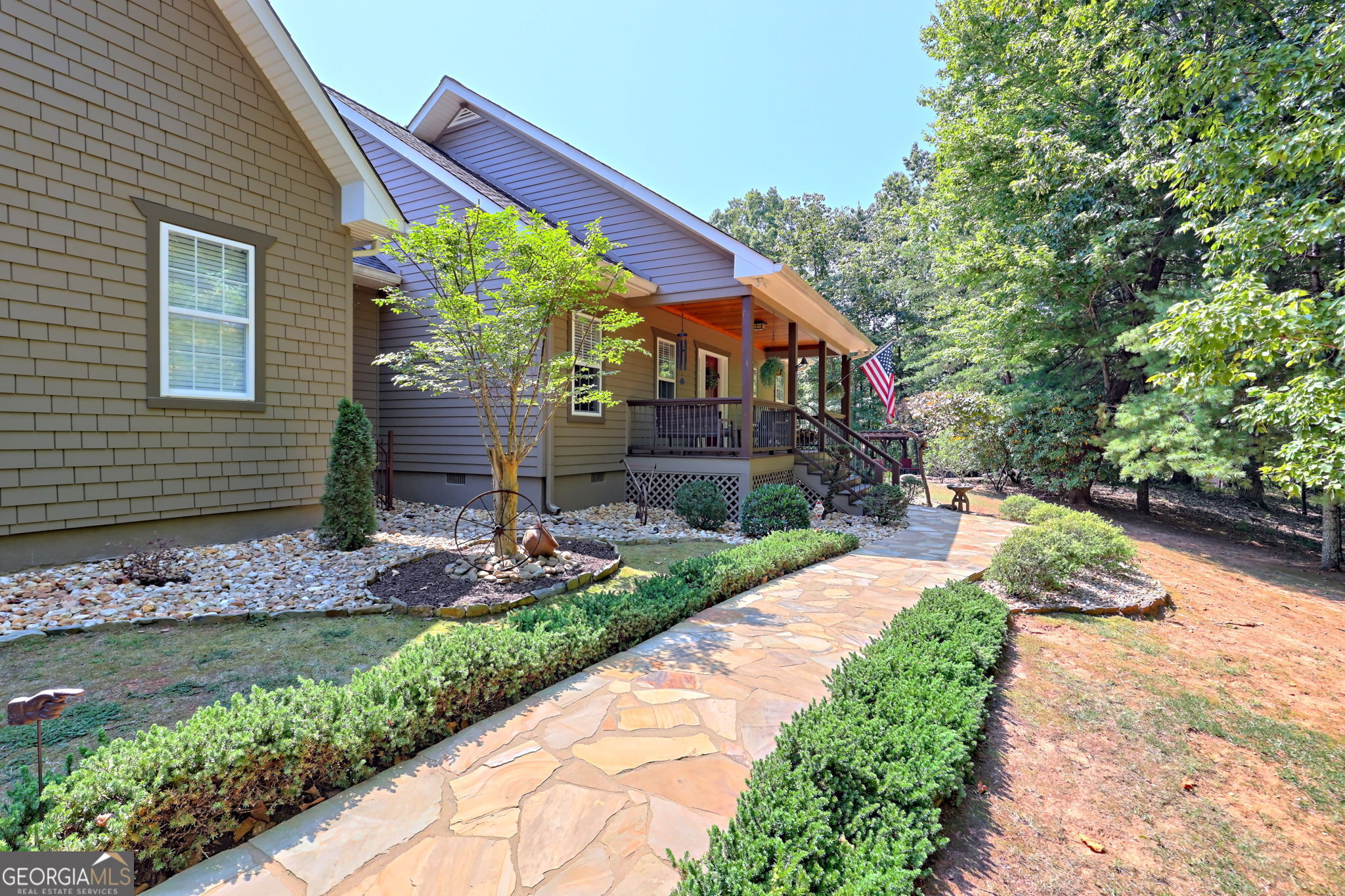 271 Chattahoochee Glen RD