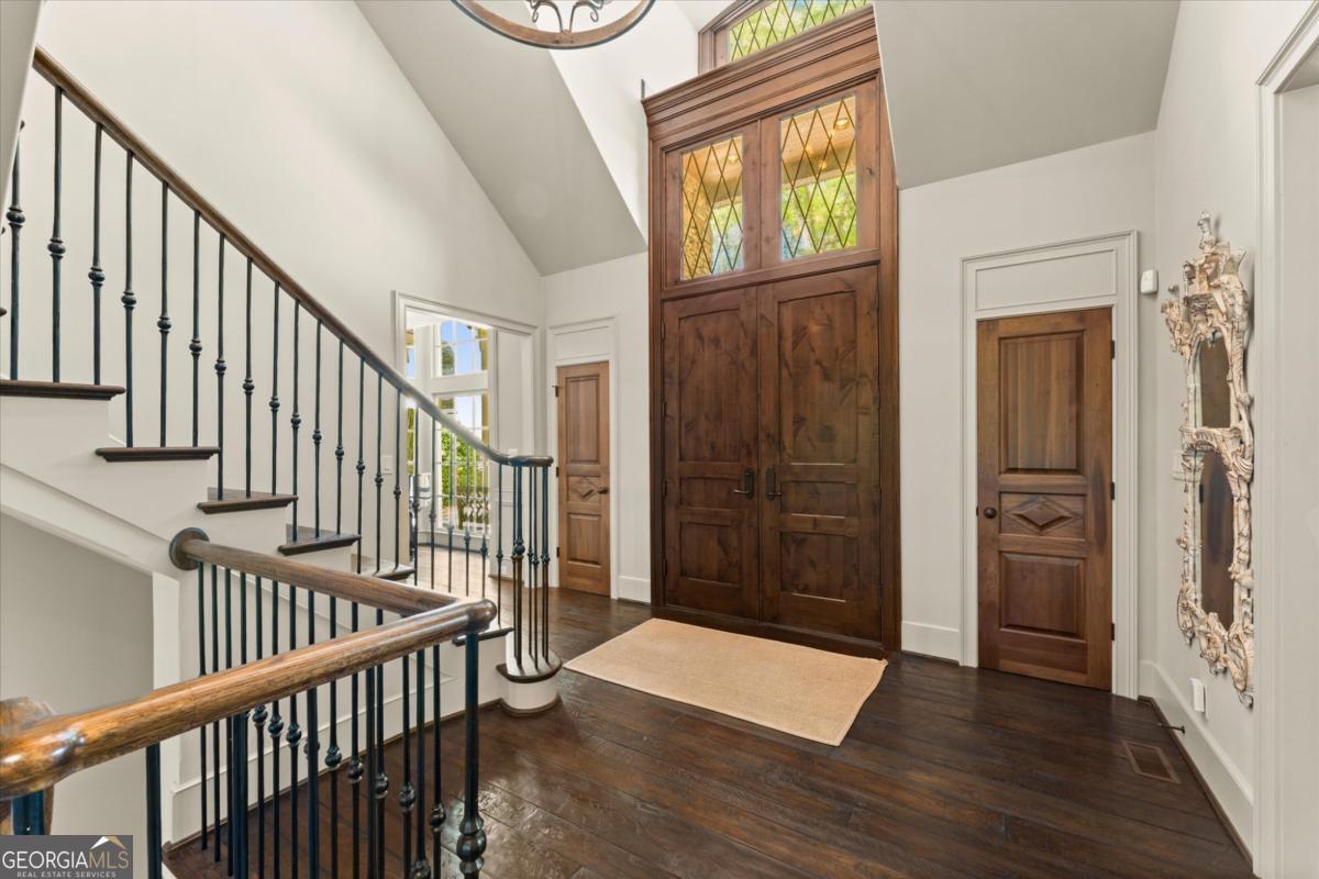 581 Pine Valley RD SE