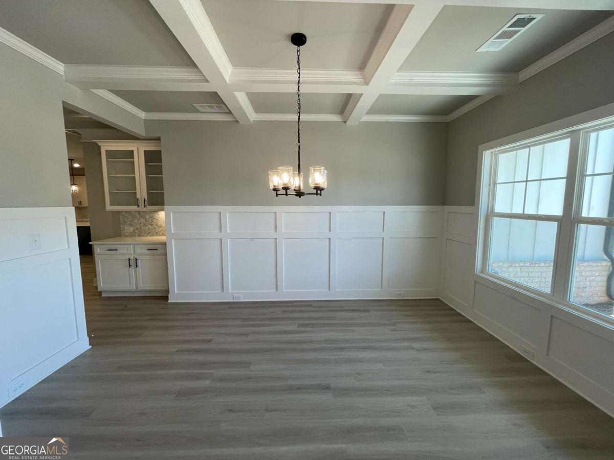 237 Cherokee Rose LN