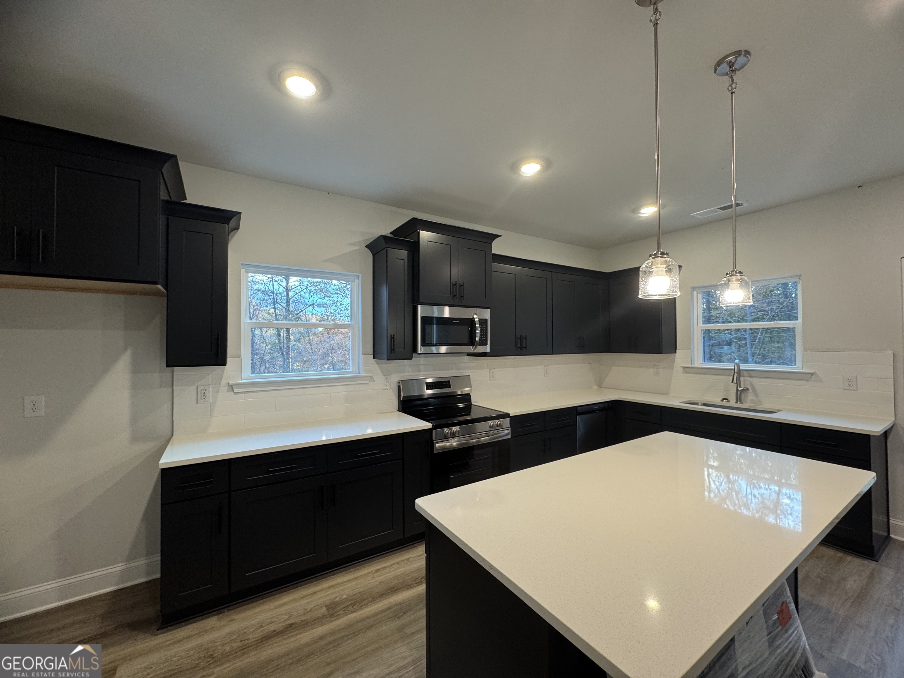 626 Walnut Creek PKWY