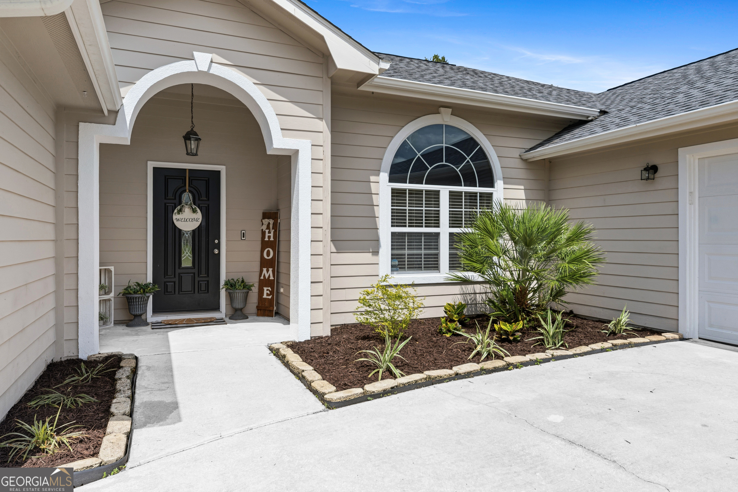 104 Camellia DR
