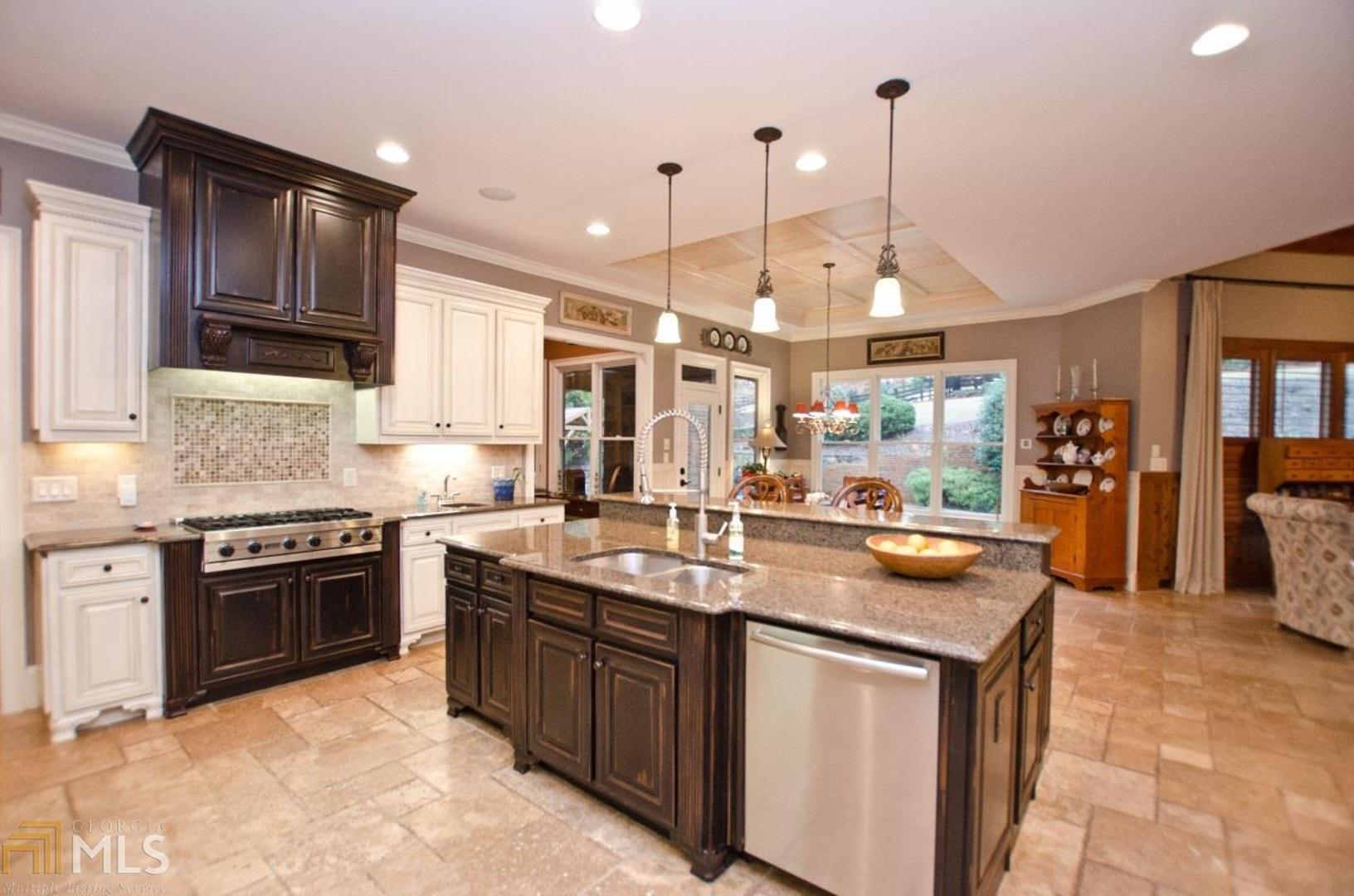 Six Hills - Residential