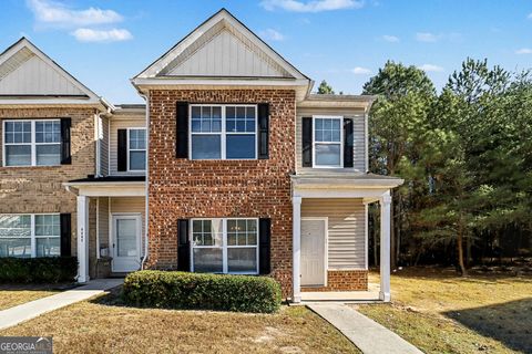 Photo of 2330 Bigwood Trail, Atlanta, GA 30349 (MLS # 10659669)