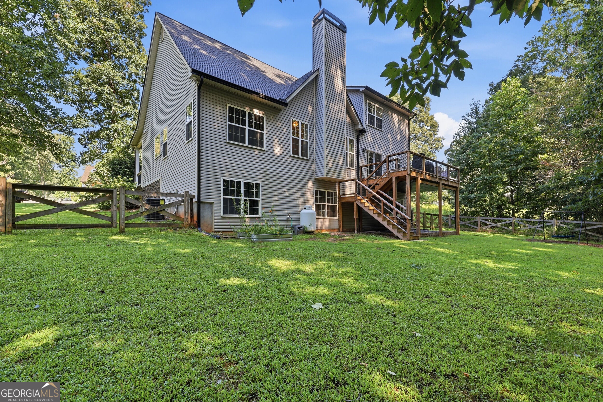 342 Stonington DR