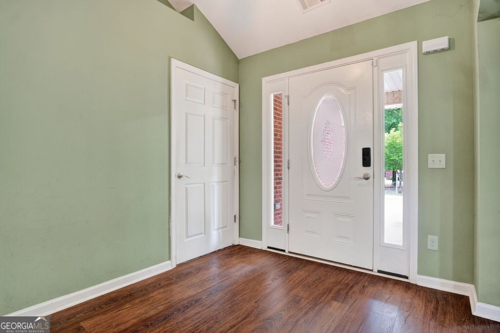 254 Taylor LN