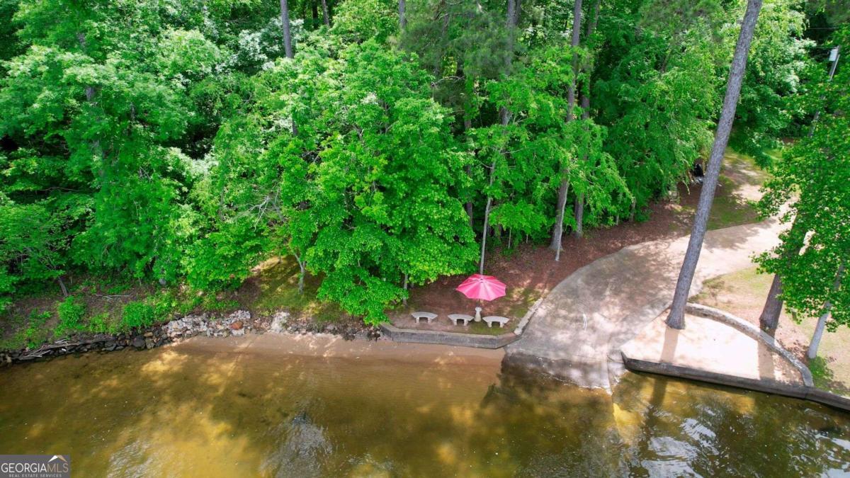255 Old Hardy Farm RD