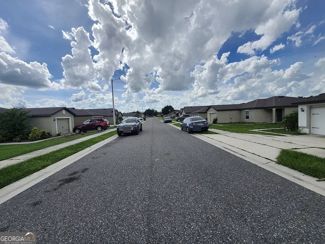 381 Kensington View DR