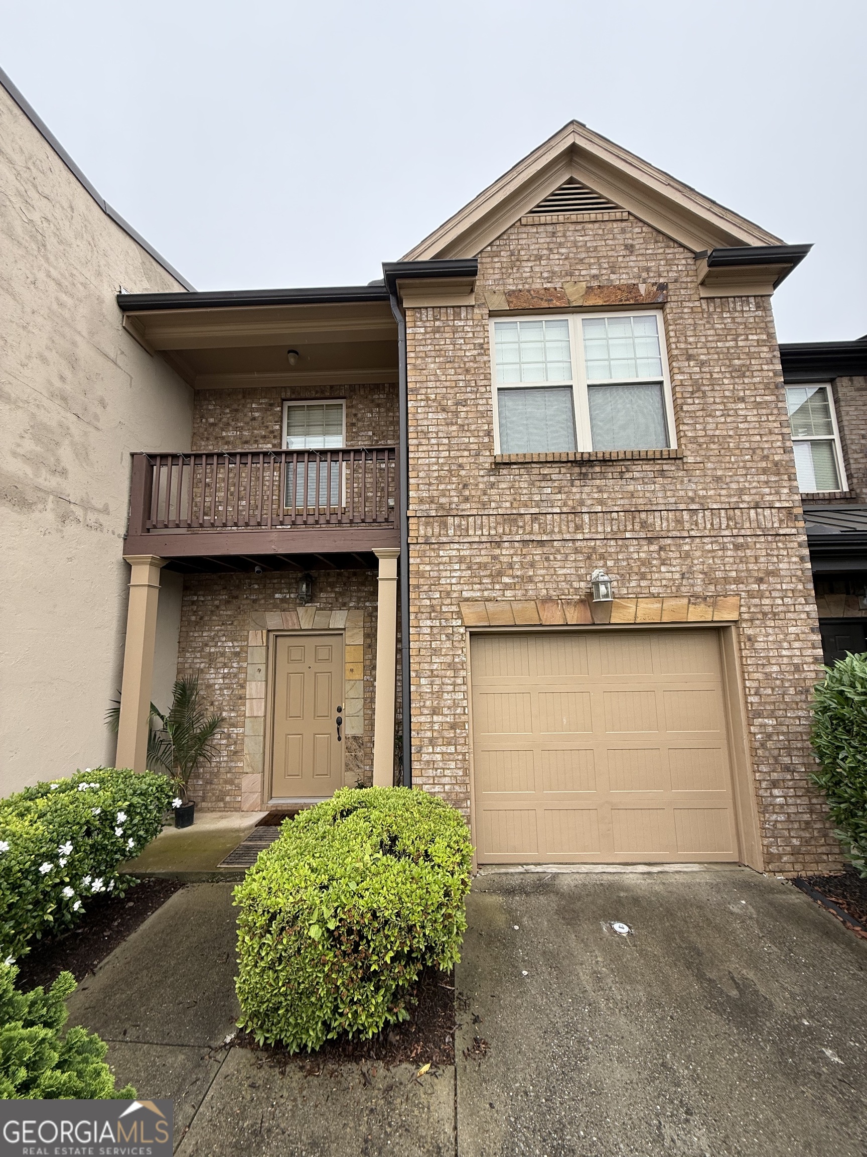 Motivated Seller!!! - Excellent Townhome, in a convenient location ! Come and tour this beautifully designed modern style 3 bedroom, 2 full bath brick townhome! Property is tenant occupied. Schedule your private showing 24 hours in advance.