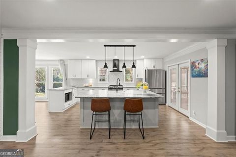 146 Lancelot WAY Lawrenceville GA 30046