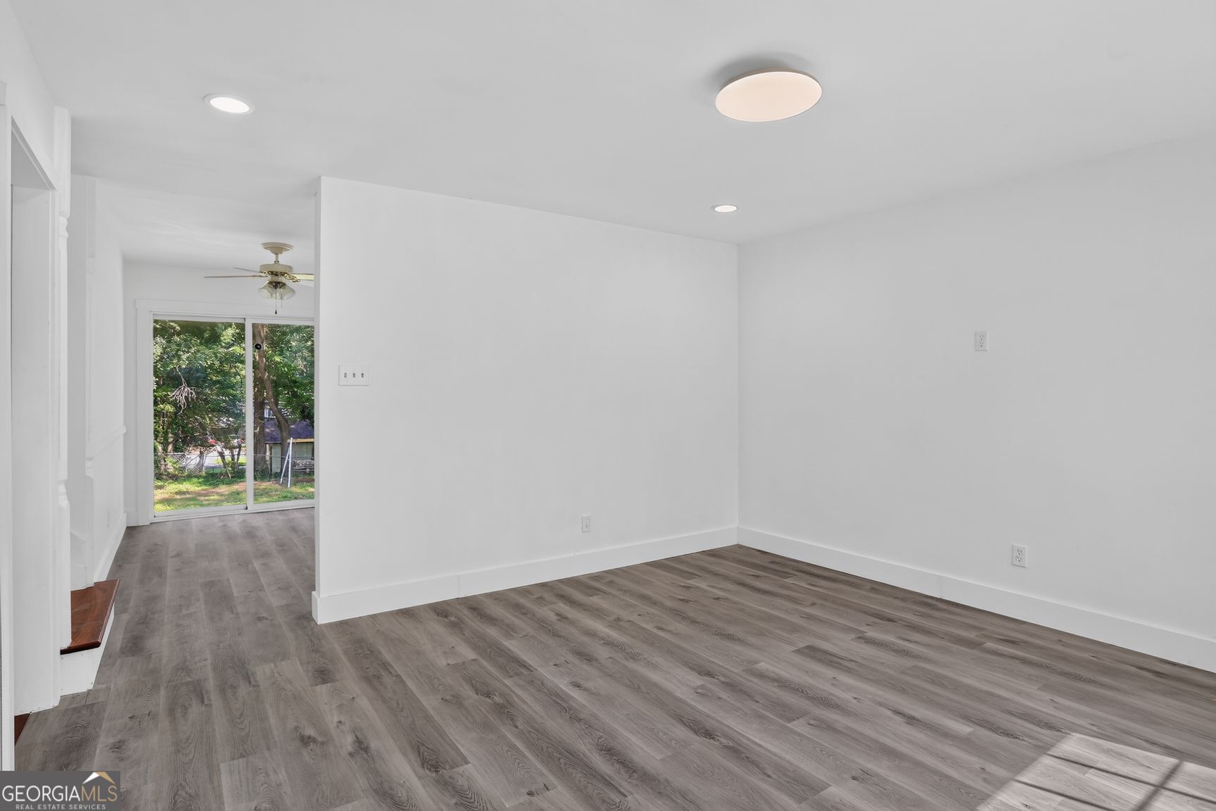 6464 Rabun RD