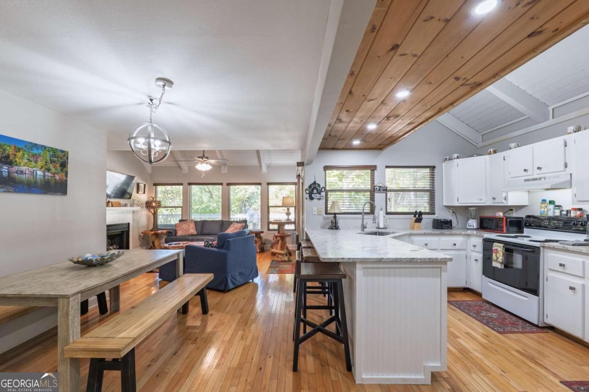 259 DACH BRUECKE GASSE