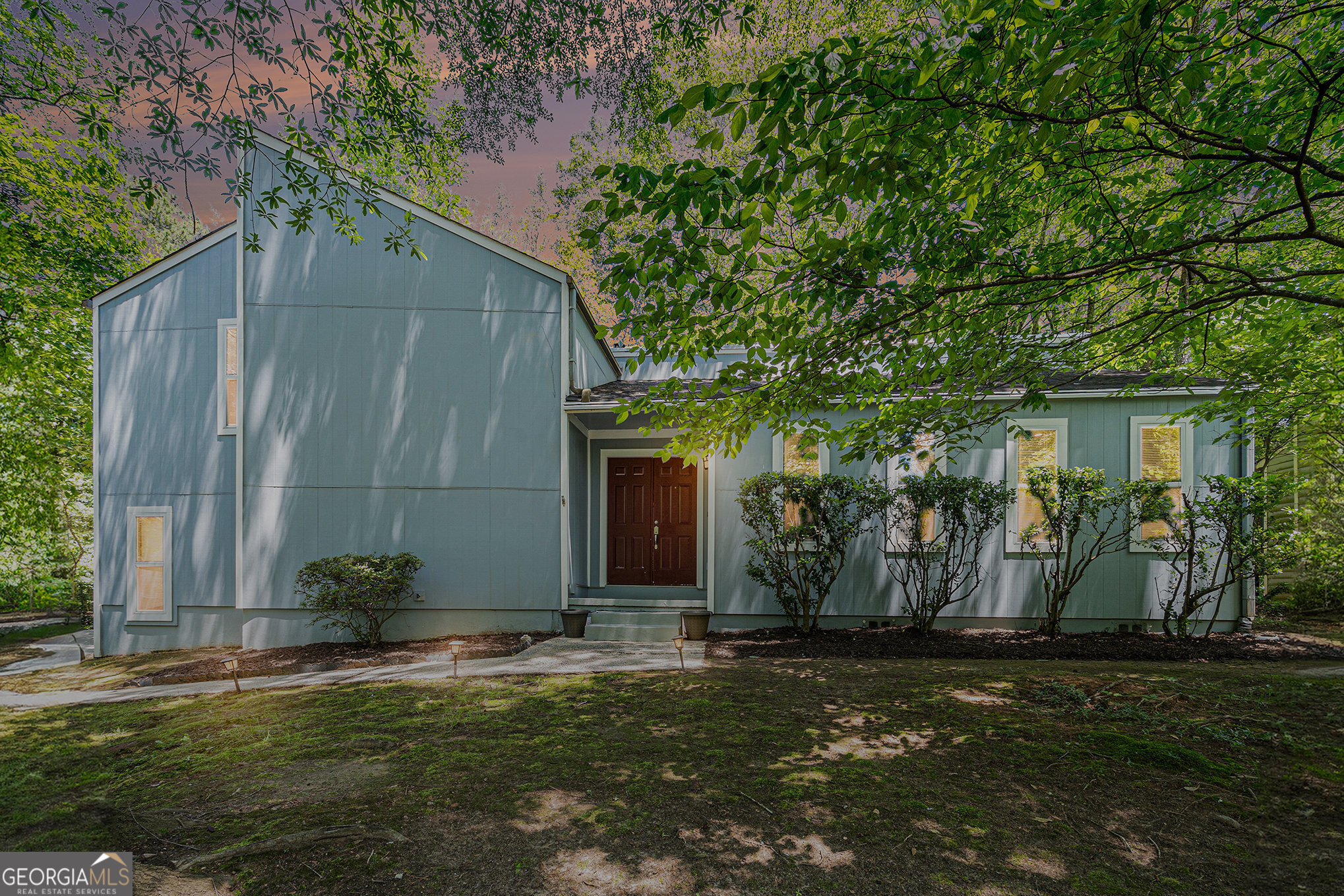 3262 Bluff RD