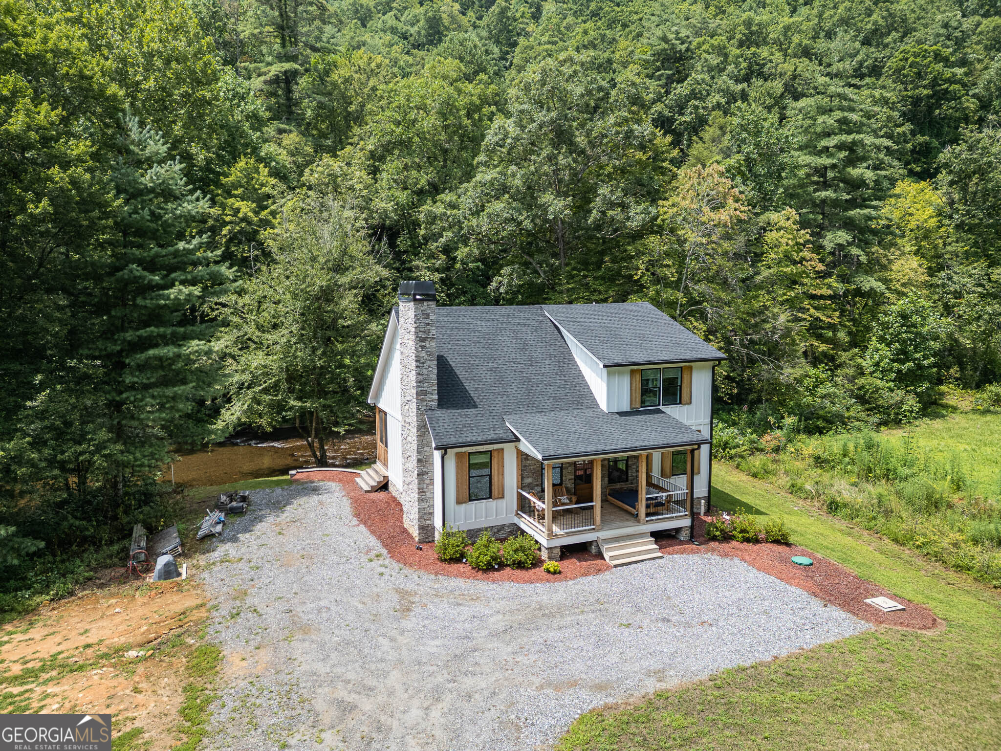 241 Riverview DR