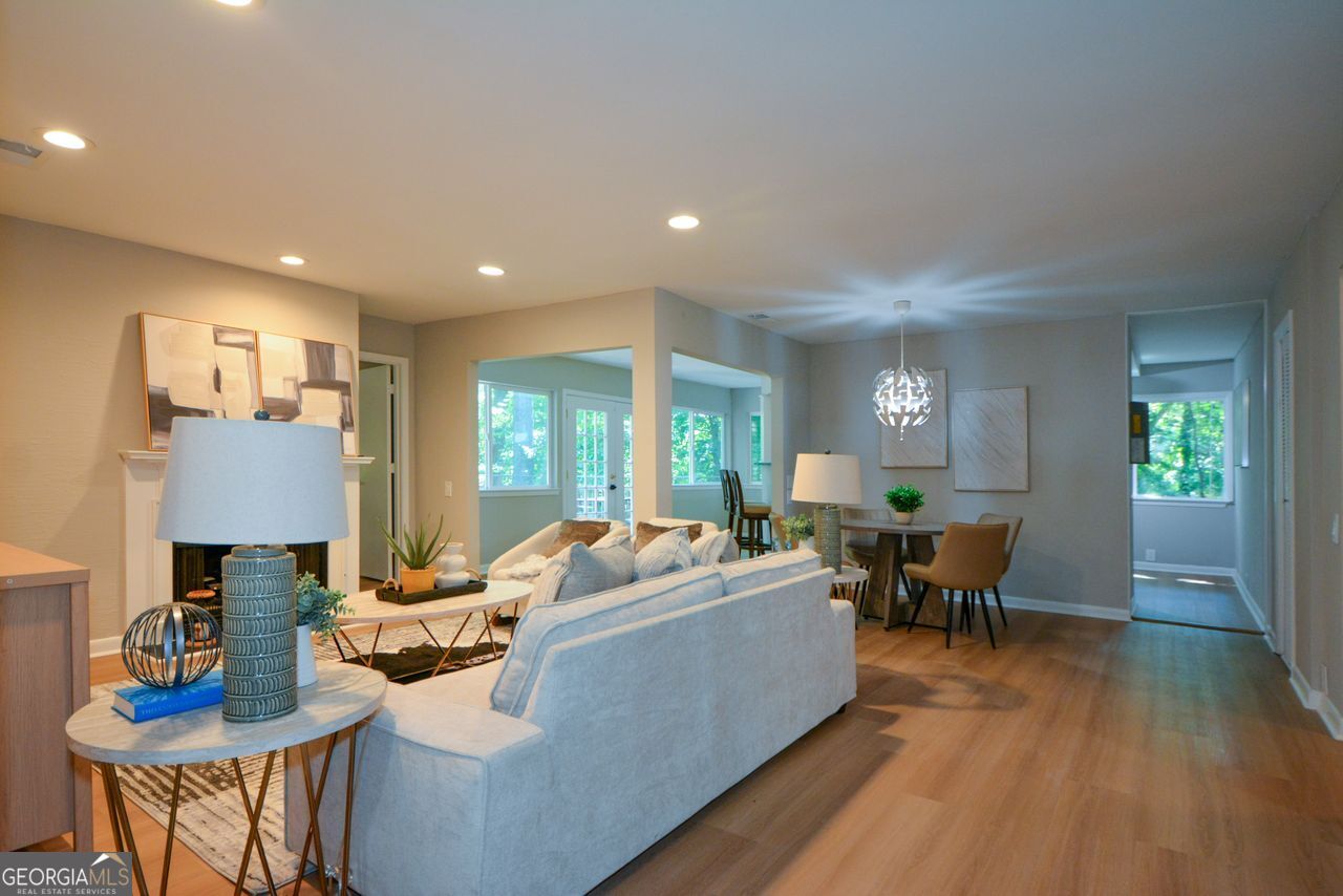 46 Dunwoody Springs DR