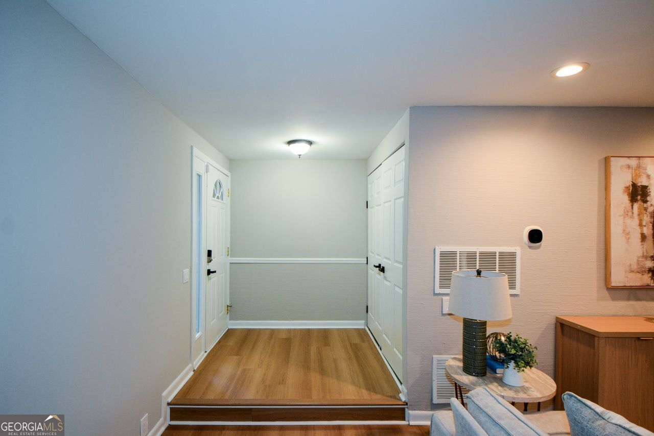 46 Dunwoody Springs DR