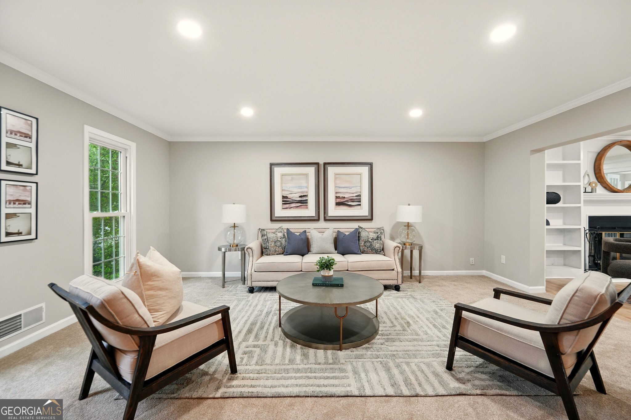 1911 Woodmont CT