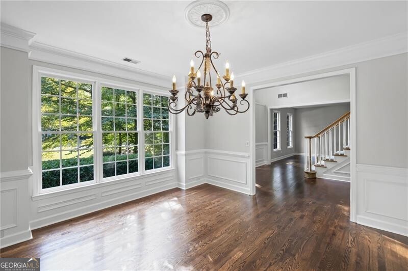 Roswell, Georgia 30075, United States, 6 Bedrooms Bedrooms, ,4 BathroomsBathrooms,Residential,Pending,212312