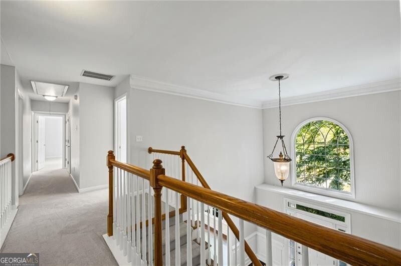 Roswell, Georgia 30075, United States, 6 Bedrooms Bedrooms, ,4 BathroomsBathrooms,Residential,Pending,212312