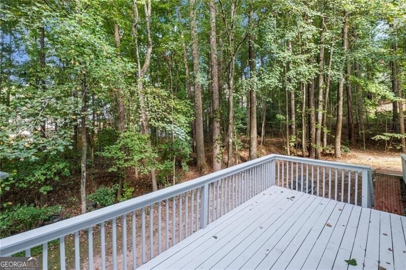 Roswell, Georgia 30075, United States, 6 Bedrooms Bedrooms, ,4 BathroomsBathrooms,Residential,Pending,212312