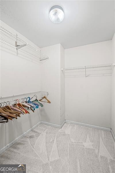 Roswell, Georgia 30075, United States, 6 Bedrooms Bedrooms, ,4 BathroomsBathrooms,Residential,Pending,212312