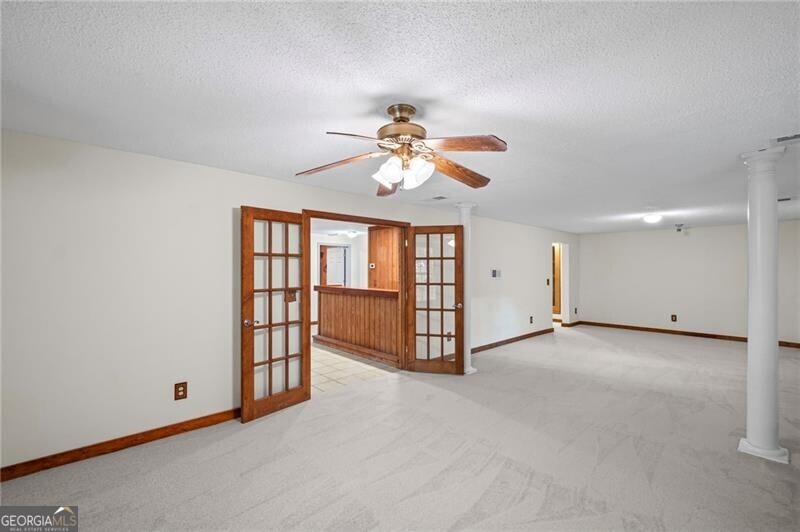 Roswell, Georgia 30075, United States, 6 Bedrooms Bedrooms, ,4 BathroomsBathrooms,Residential,Pending,212312