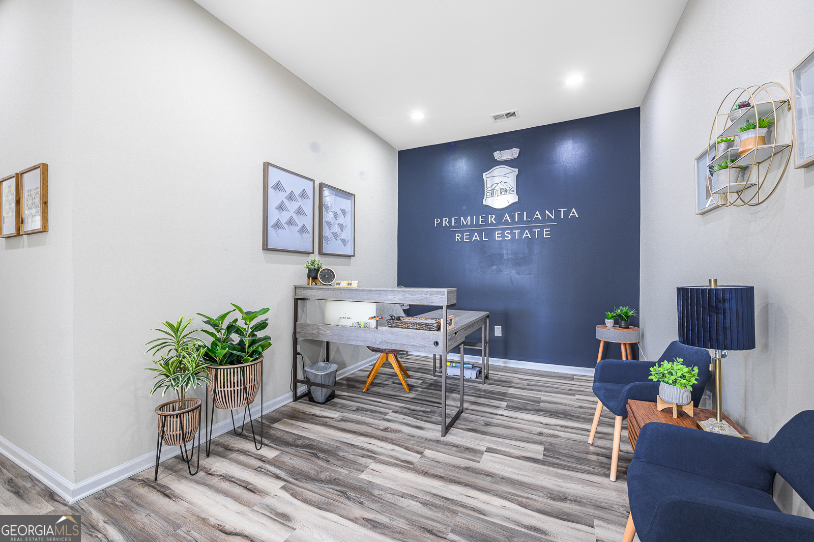 Atlantic Commons - Commercial Lease