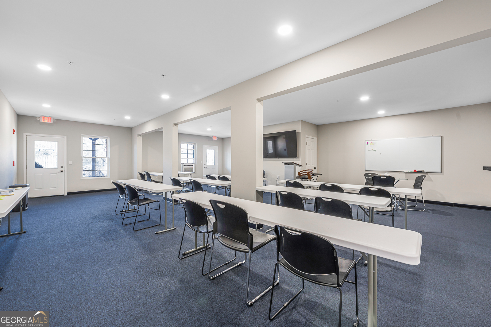 Atlantic Commons - Commercial Lease