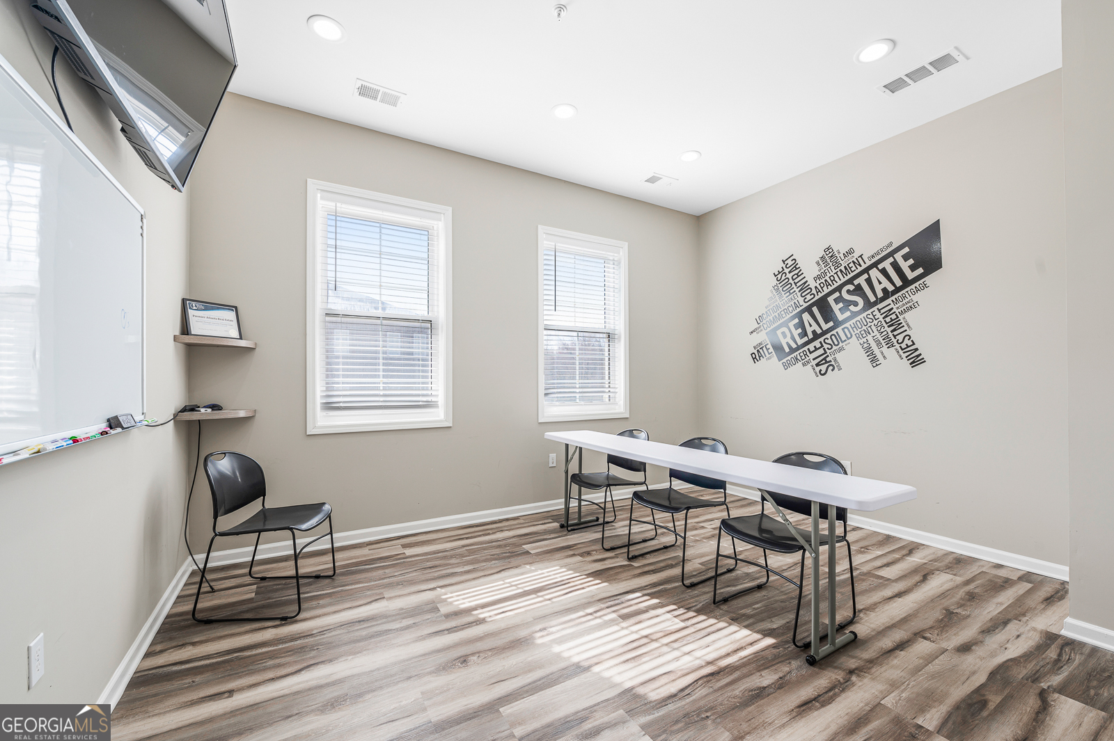 Atlantic Commons - Commercial Lease