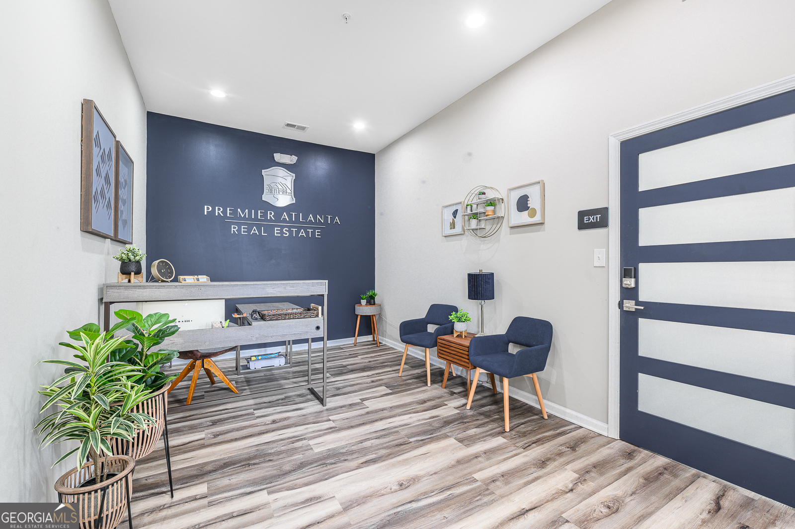 Atlantic Commons - Commercial Lease