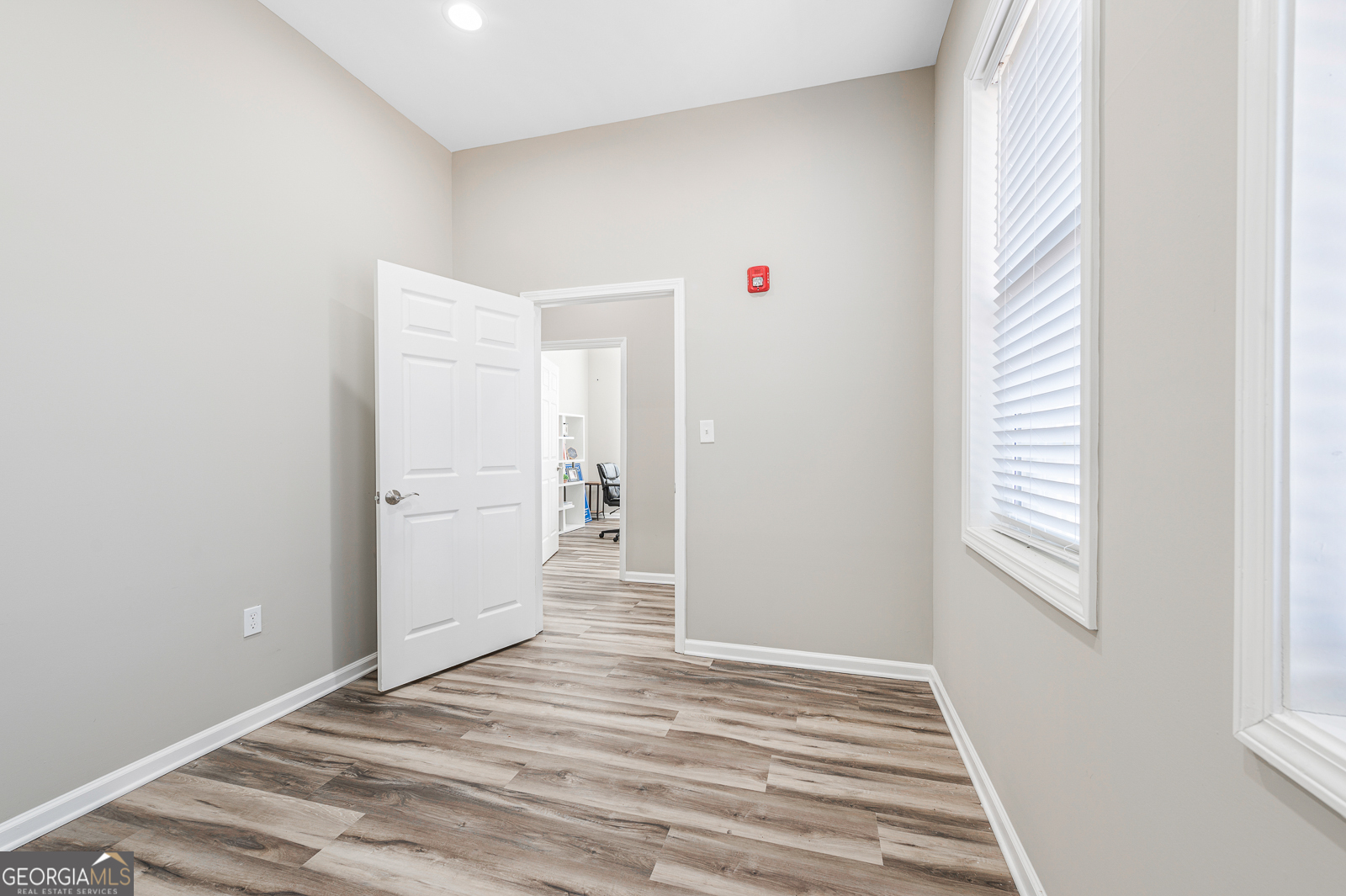 Atlantic Commons - Commercial Lease