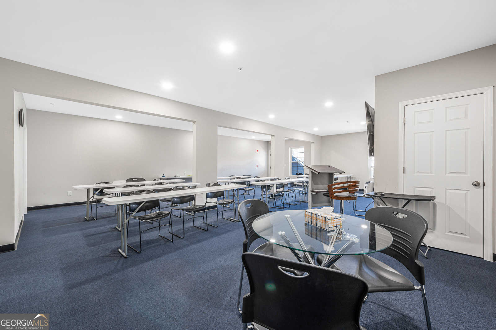 Atlantic Commons - Commercial Lease