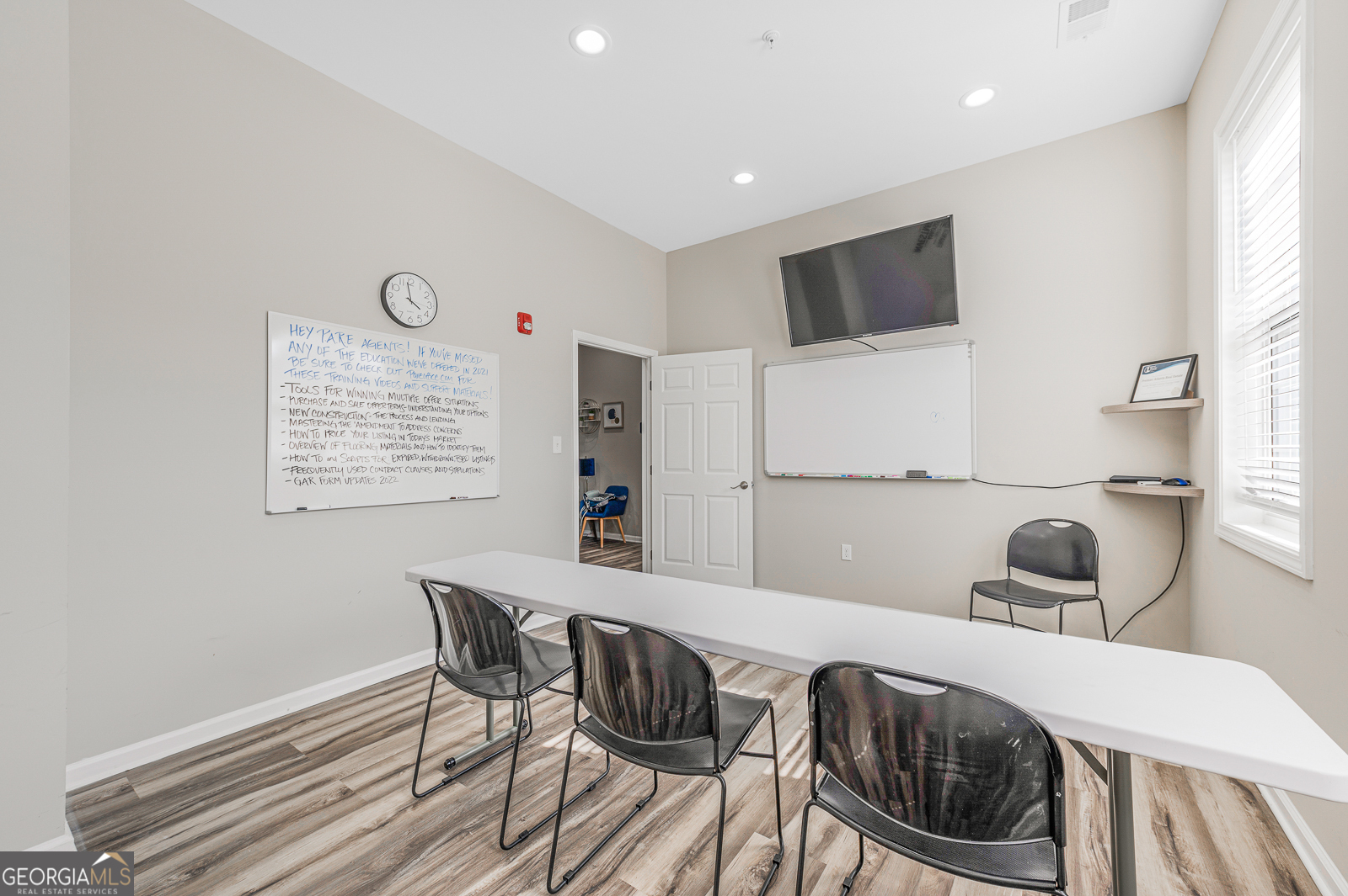 Atlantic Commons - Commercial Lease