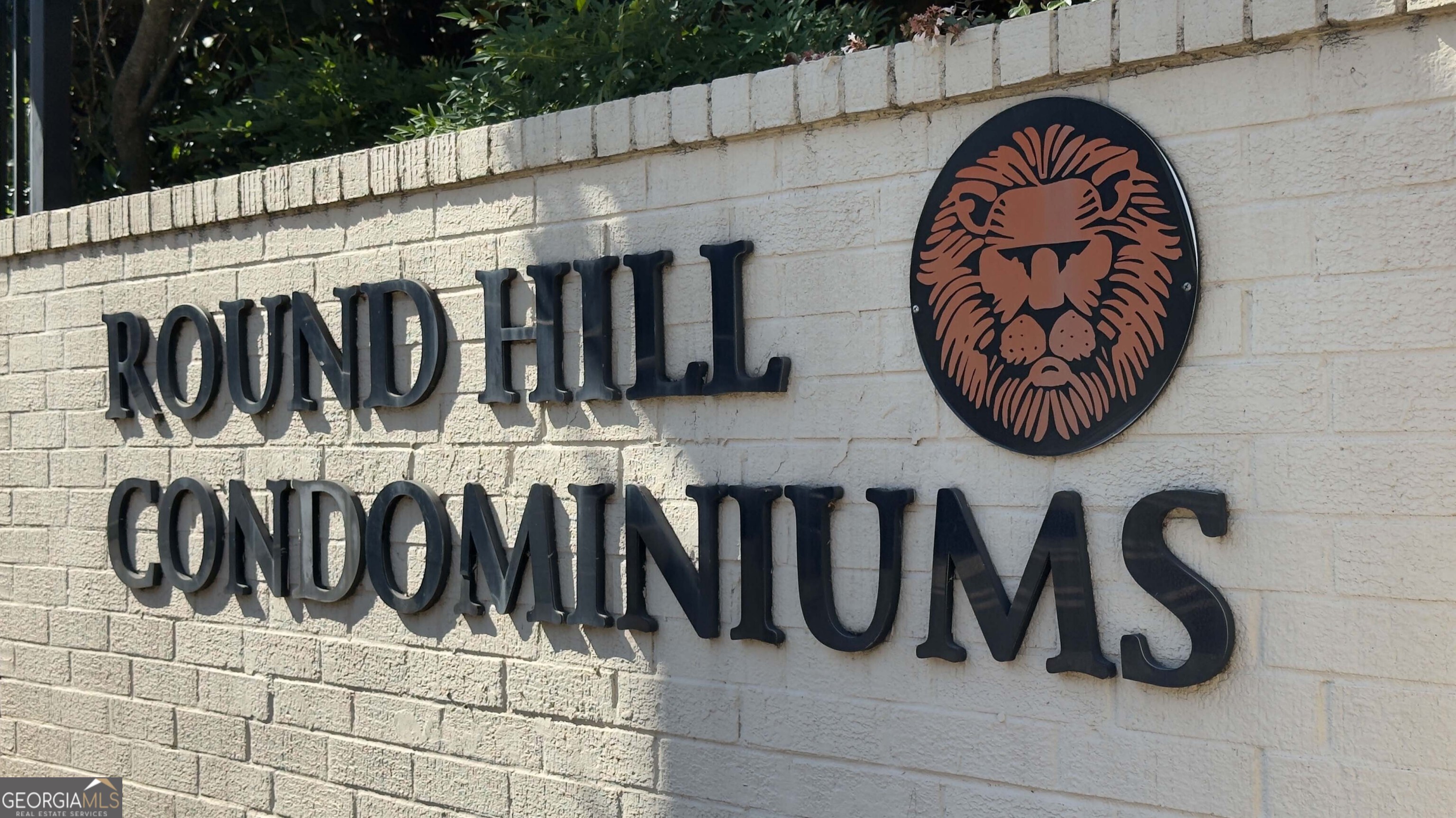 Round Hill Condominiums - Residential