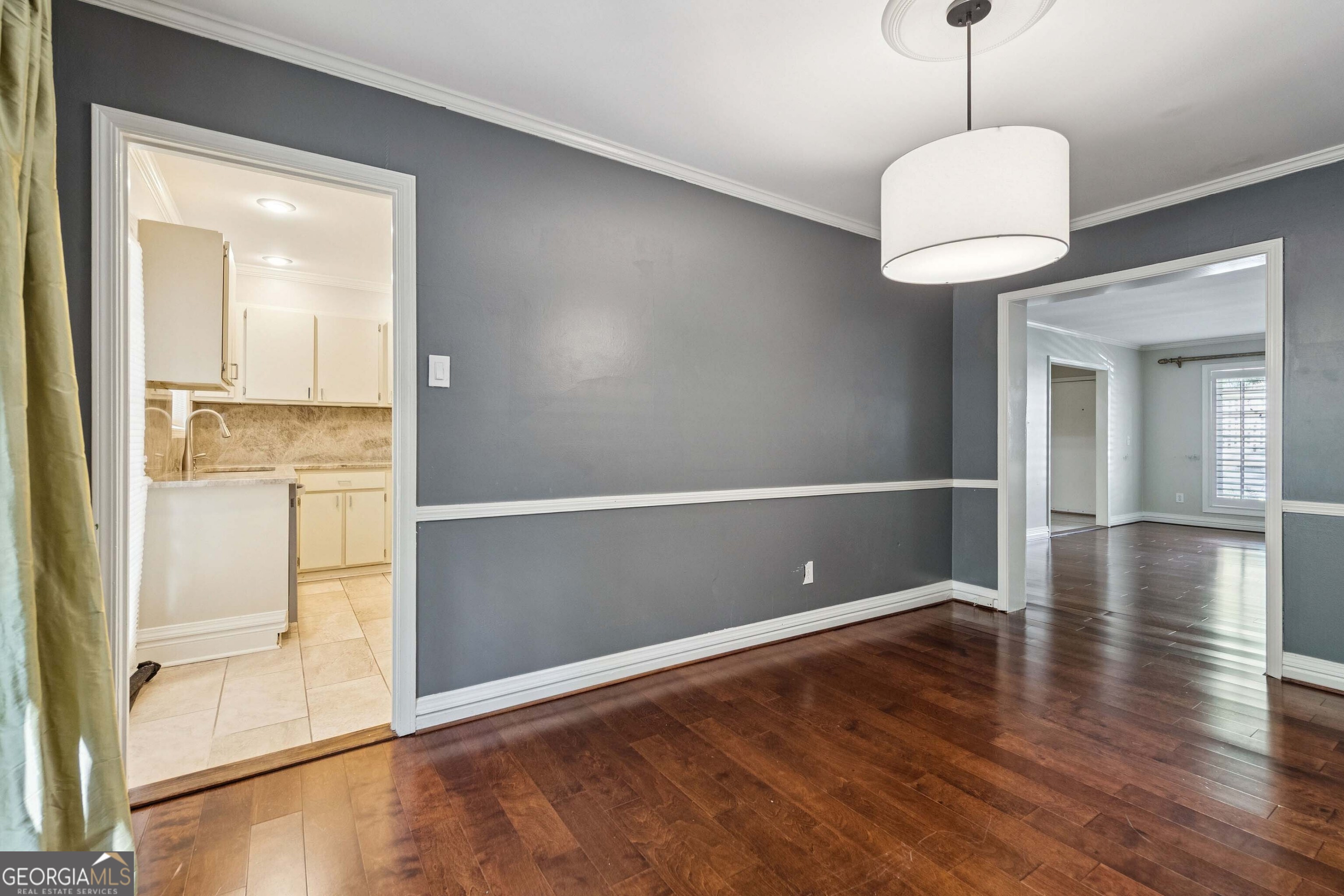Round Hill Condominiums - Residential
