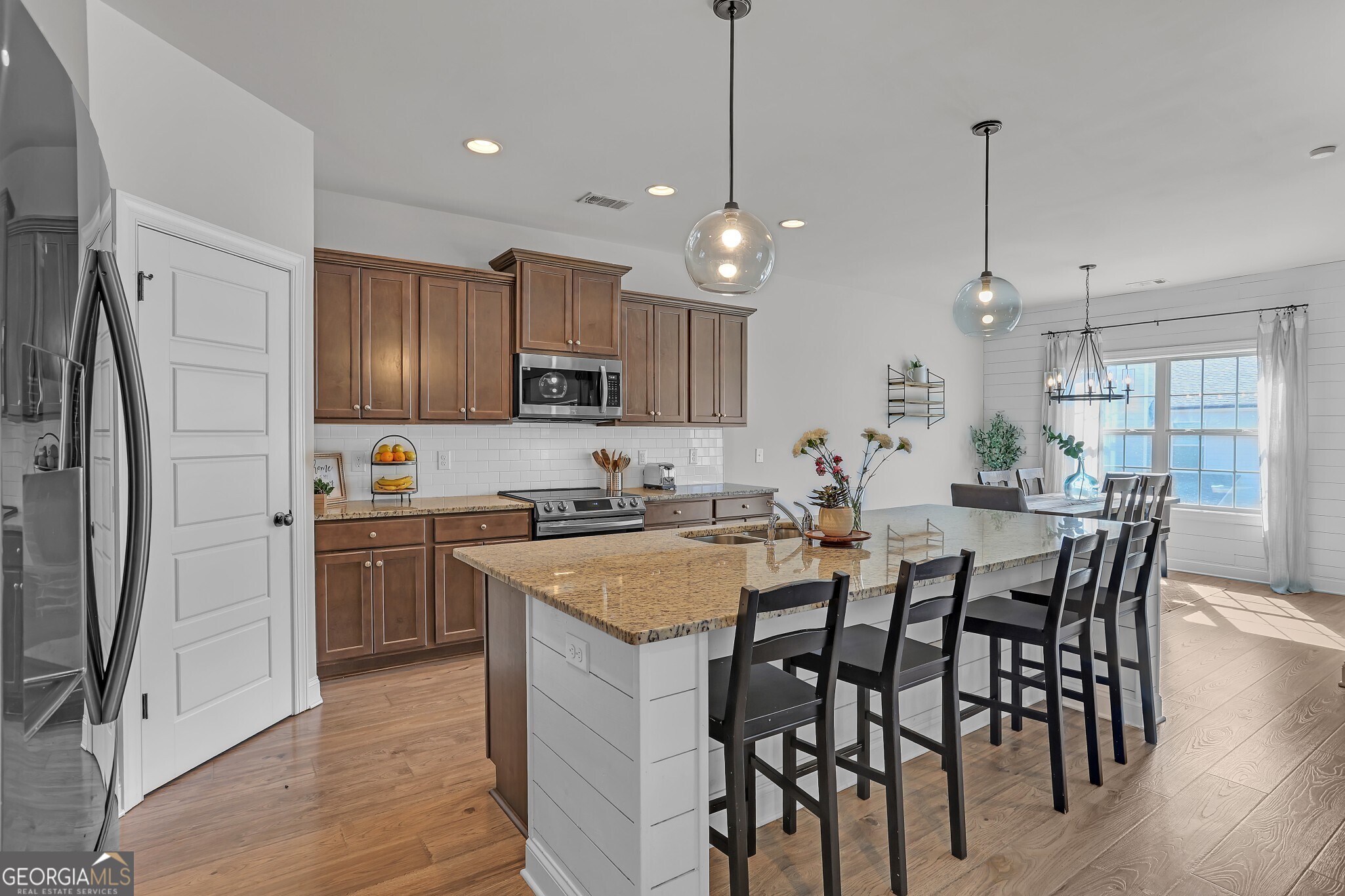 1317 Elmswood Glen WAY