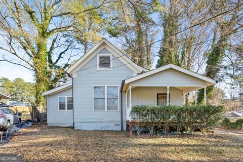 Photo of 1725 Cascade Terrace SW, Atlanta, GA 30311 (MLS # 10664717)