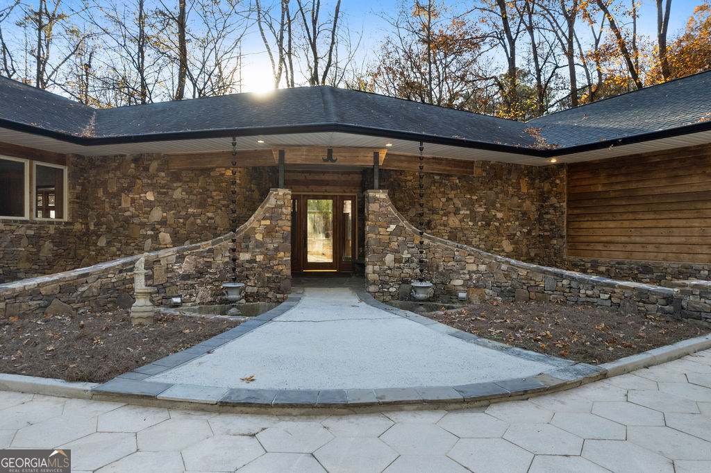 3289 Floyd Springs RD NE