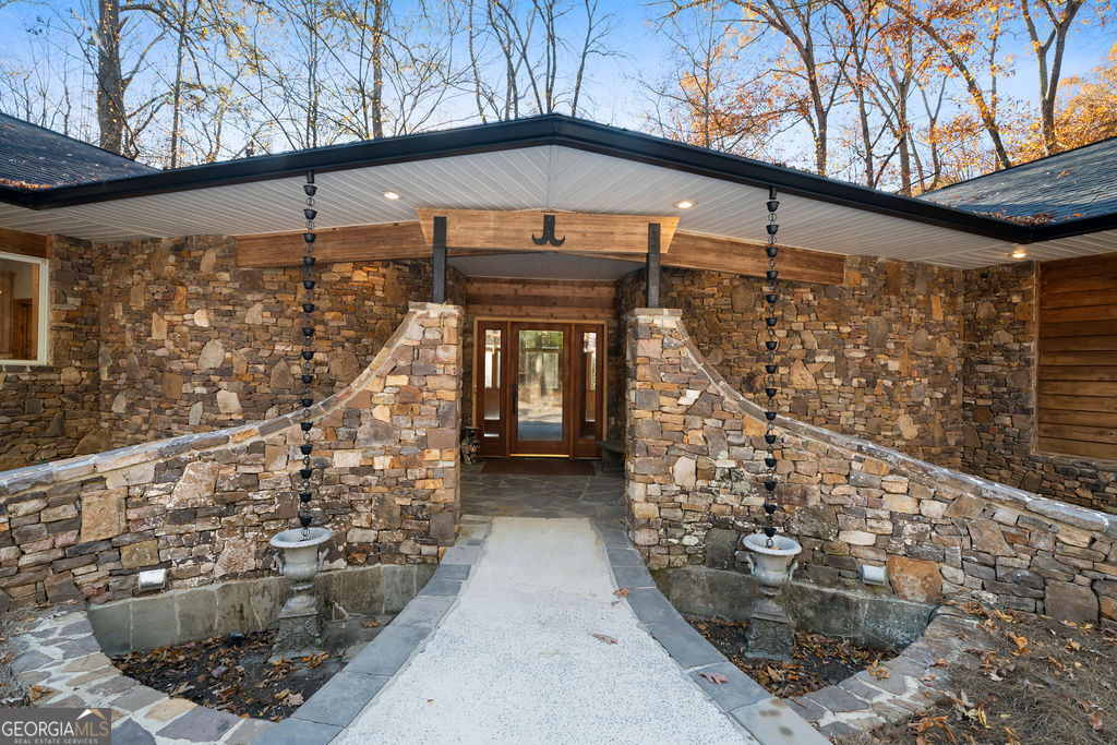 3289 Floyd Springs RD NE