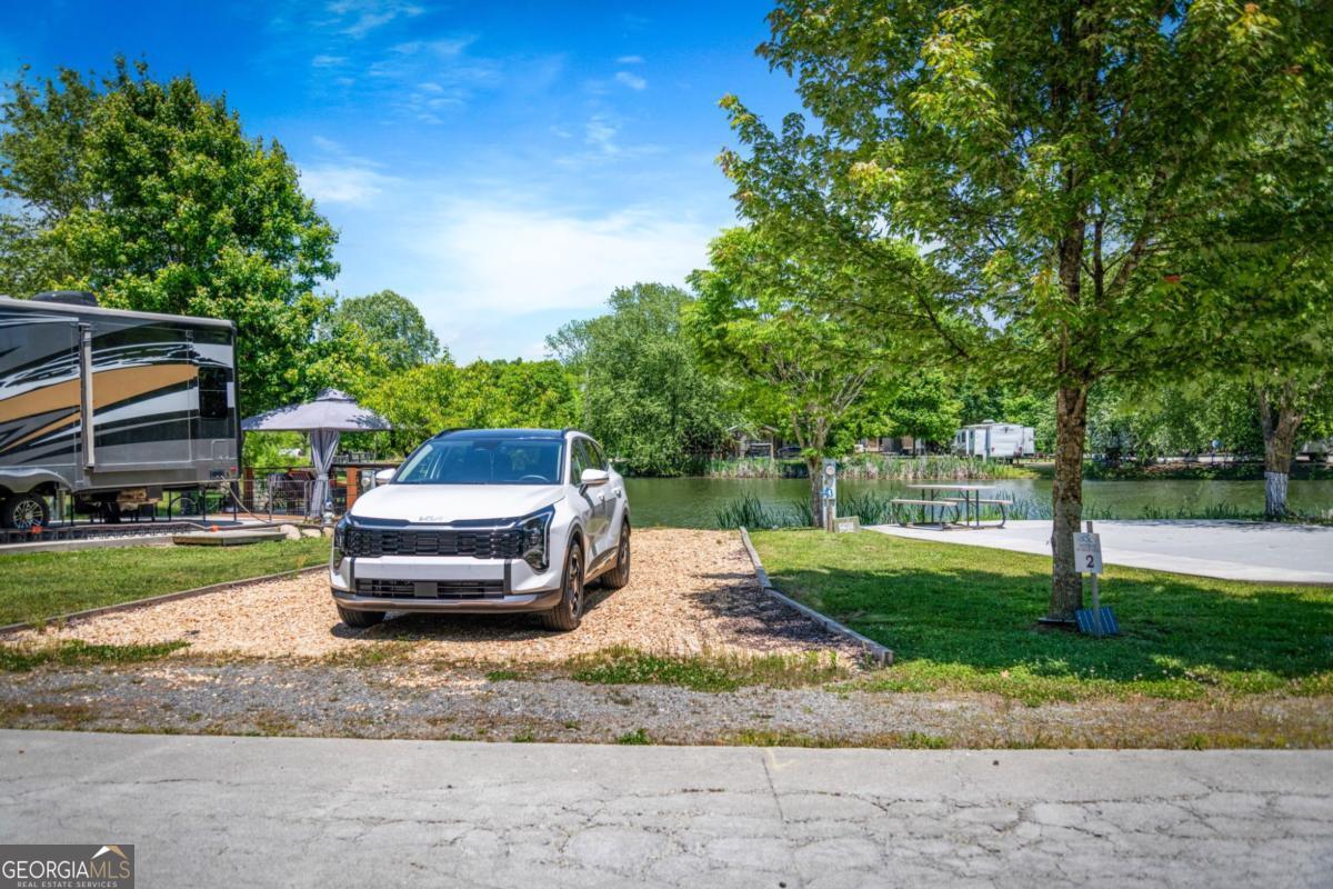 2 Mtn Meadows DR