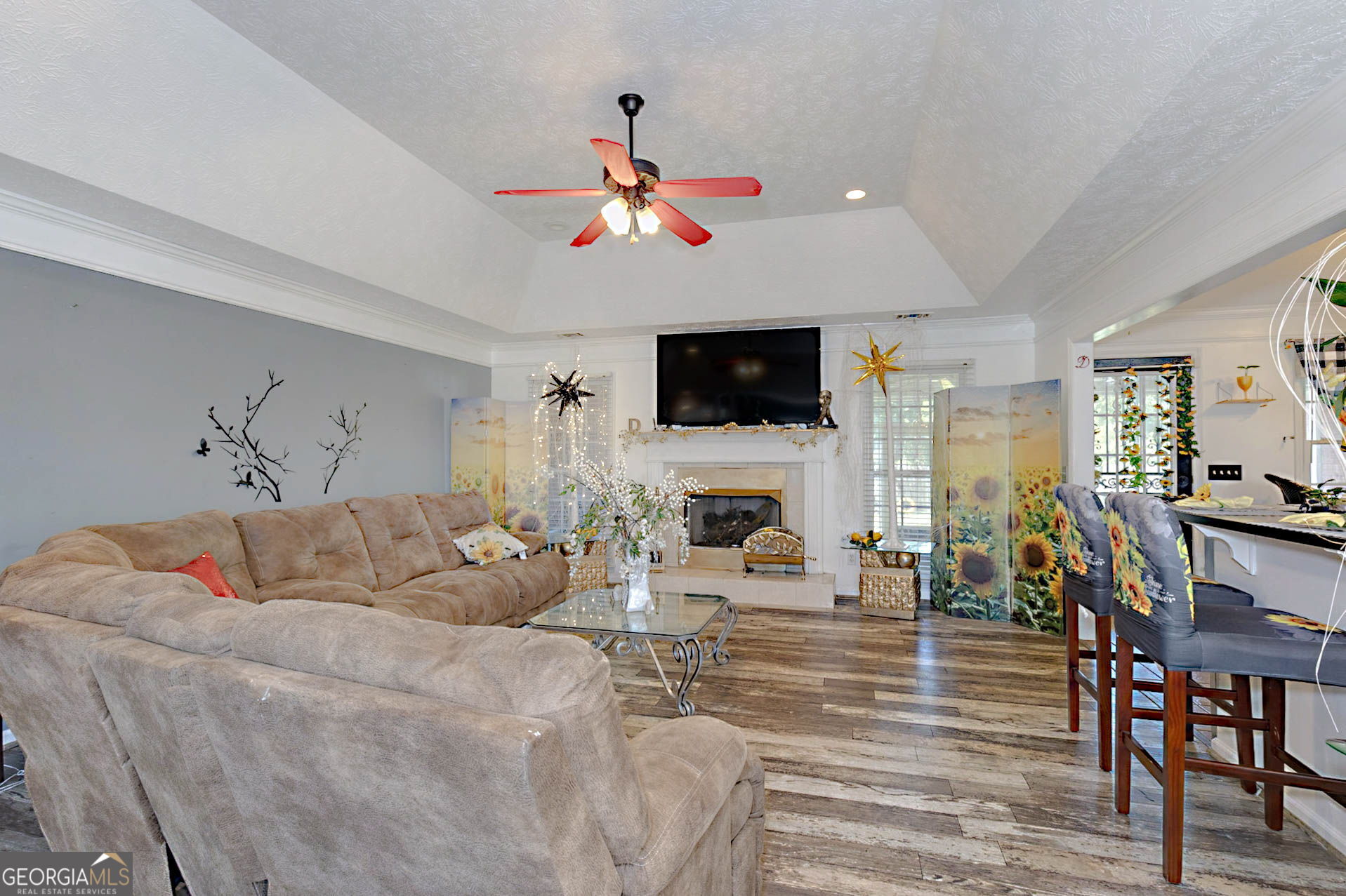 5547 Chatham Woods DR