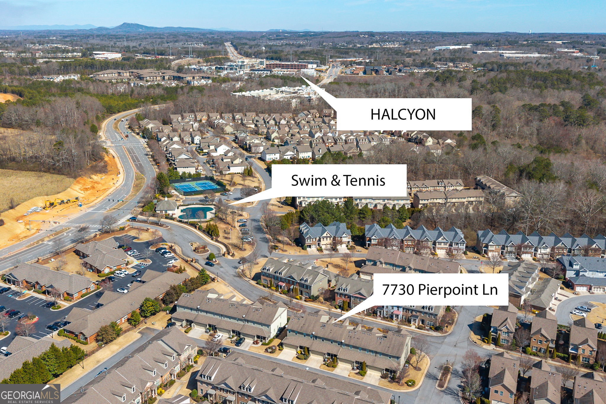 Alpharetta, Georgia 30005, United States, 3 Bedrooms Bedrooms, ,3 BathroomsBathrooms,Residential,Pending,79952