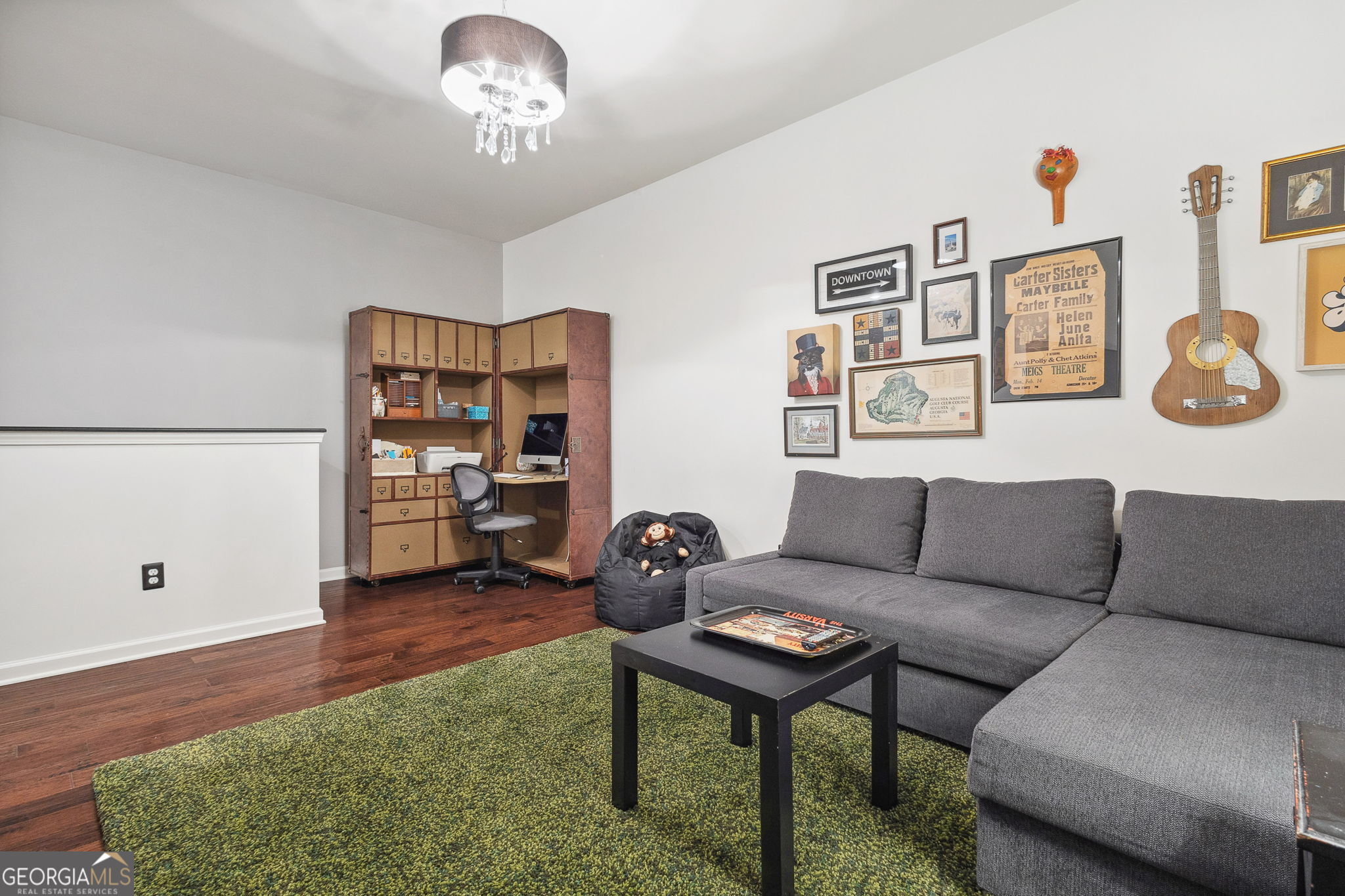 Alpharetta, Georgia 30005, United States, 3 Bedrooms Bedrooms, ,3 BathroomsBathrooms,Residential,Pending,79952