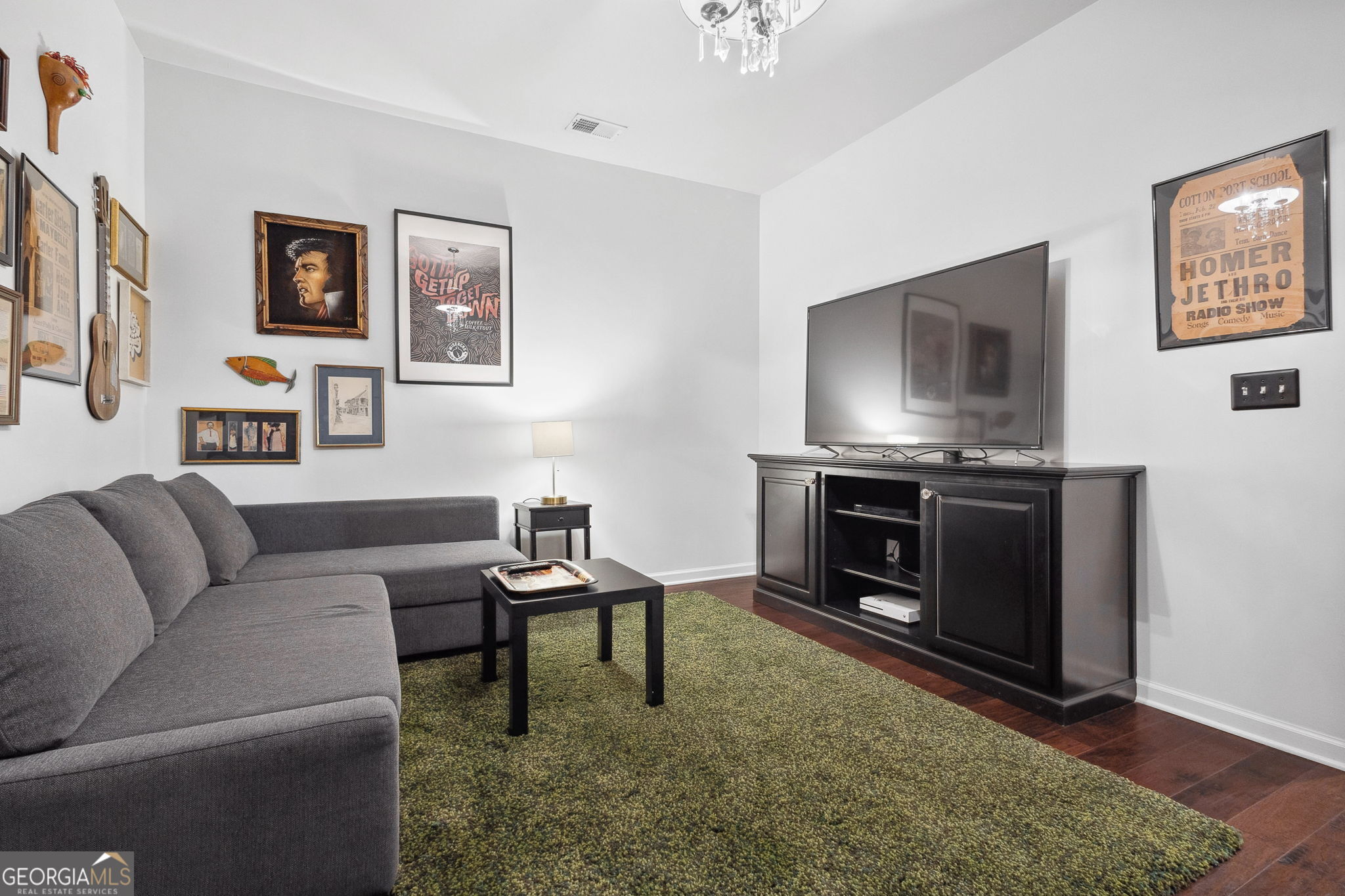 Alpharetta, Georgia 30005, United States, 3 Bedrooms Bedrooms, ,3 BathroomsBathrooms,Residential,Pending,79952